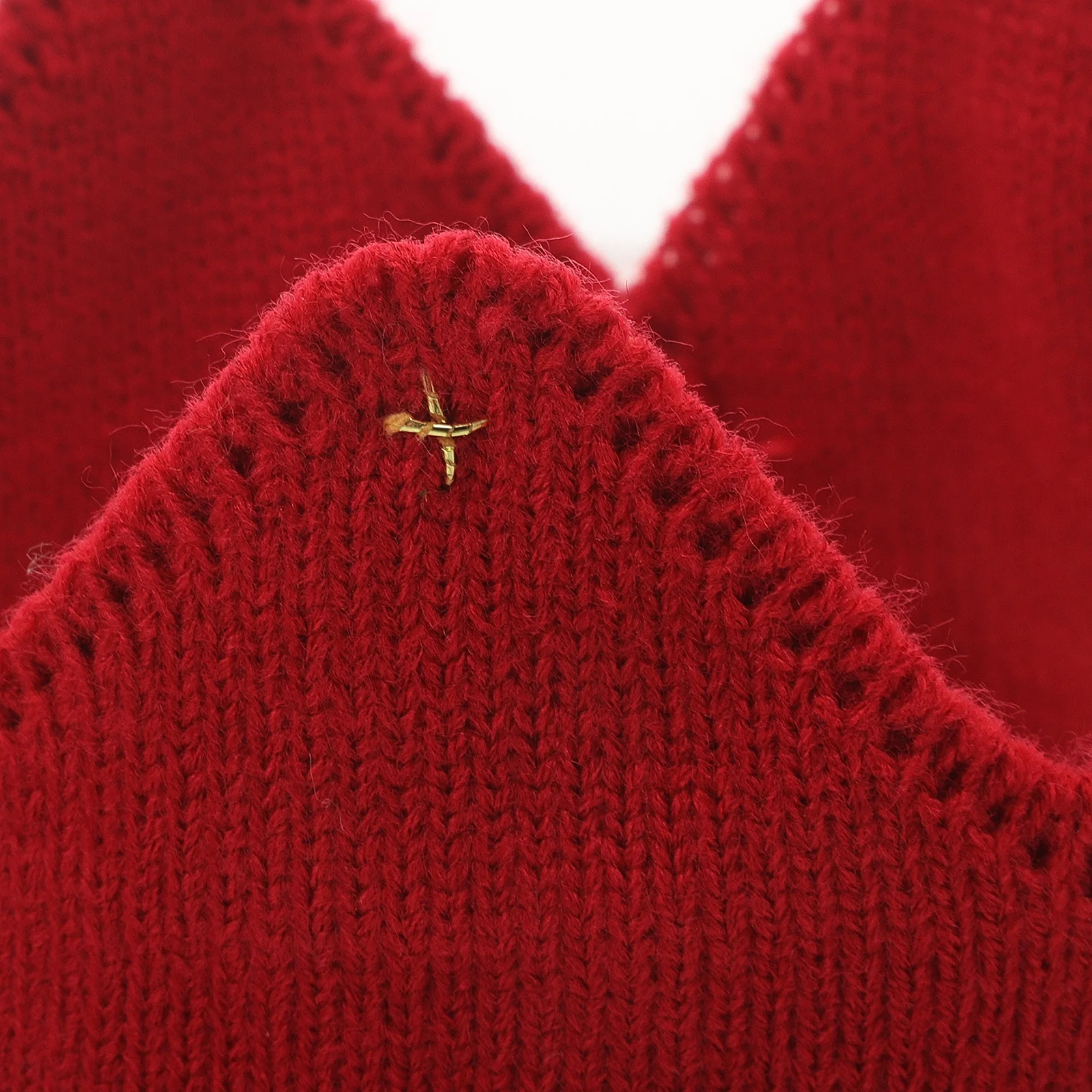 Knitted Hat For Thick Warm Crown Knit Hat Kids Girls Winter Party Gift Red Stylish Stretchy Cute Headband
Knitted Hat For Thick Warm Crown Knit Hat Kids Girls Winter Party Gift Red Stylish Stretchy Cute Headband