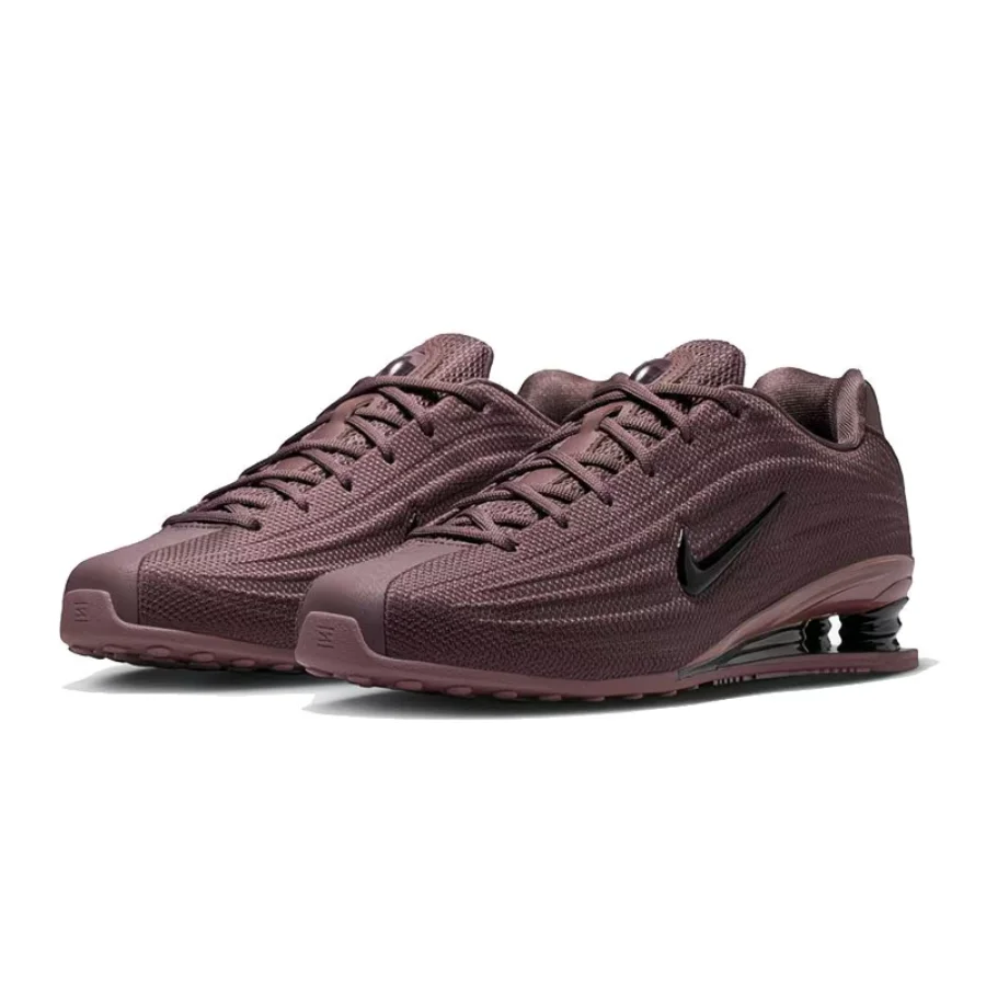 Nike SHOX Z Retro Comfortable, Stylish, Versatile, Lightweight, Low-Top Casual Running Shoes for Women in Dark Purple HQ7540-500
Nike SHOX Z Retro Comfortable, Stylish, Versatile, Lightweight, Low-Top Casual Running Shoes for Women in Dark Purple HQ7540-500