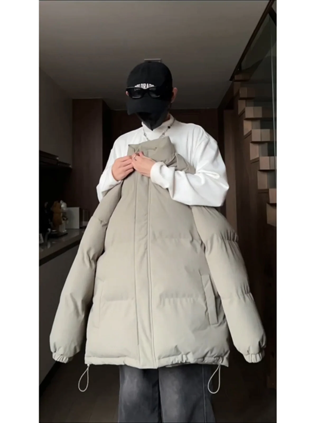 Winter Men's Lightweight down Cotton Jaet Stand Collar Bread Sle Streetwear Faionable Casual Warm Zipper Closure Coat
Winter Men's Lightweight down Cotton Jaet Stand Collar Bread Sle Streetwear Faionable Casual Warm Zipper Closure Coat