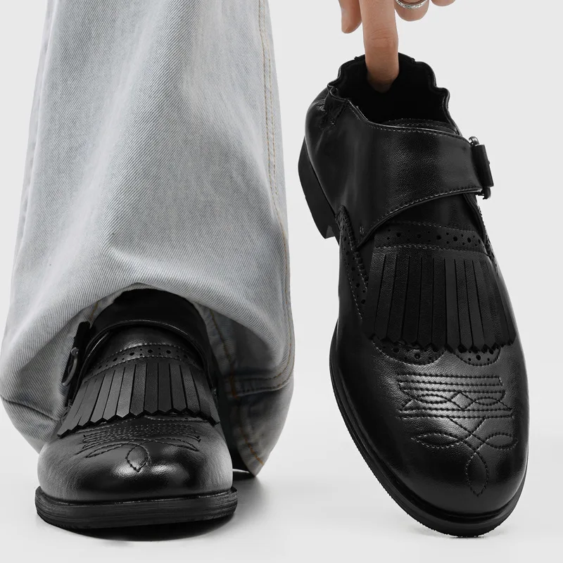 British Style Men's Formal Derby Shoes Men's Metal Buckle Slip on Leather Loafers Retro Carved Dress Shoes Office Flat Footwear
British Style Men's Formal Derby Shoes Men's Metal Buckle Slip on Leather Loafers Retro Carved Dress Shoes Office Flat Footwear