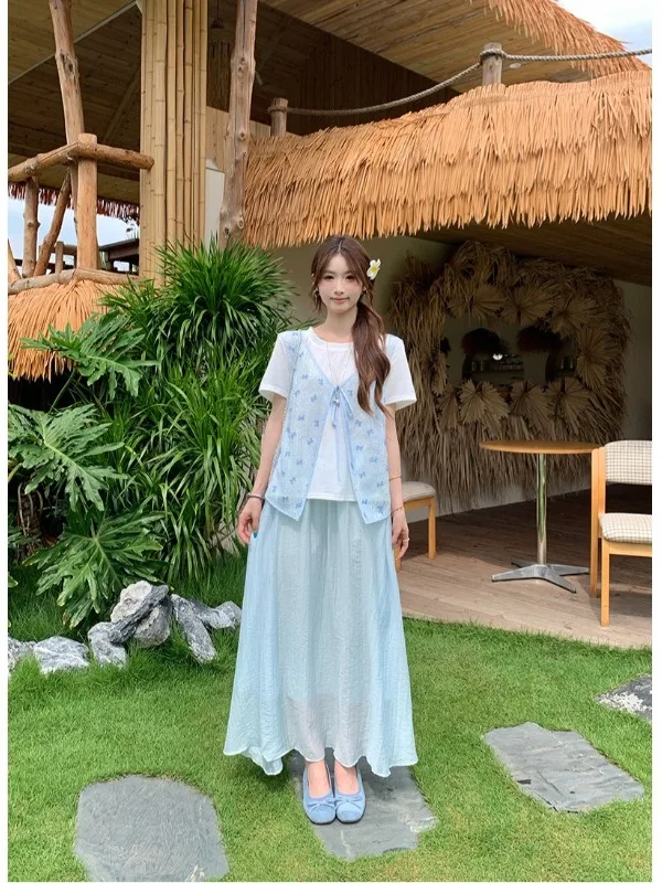 plus Size Lace Short Sleeve Midi Skirt Set Casual Korean Style Fashionable Summer Outfit for Plump Women Versatile Loose Fit
plus Size Lace Short Sleeve Midi Skirt Set Casual Korean Style Fashionable Summer Outfit for Plump Women Versatile Loose Fit
