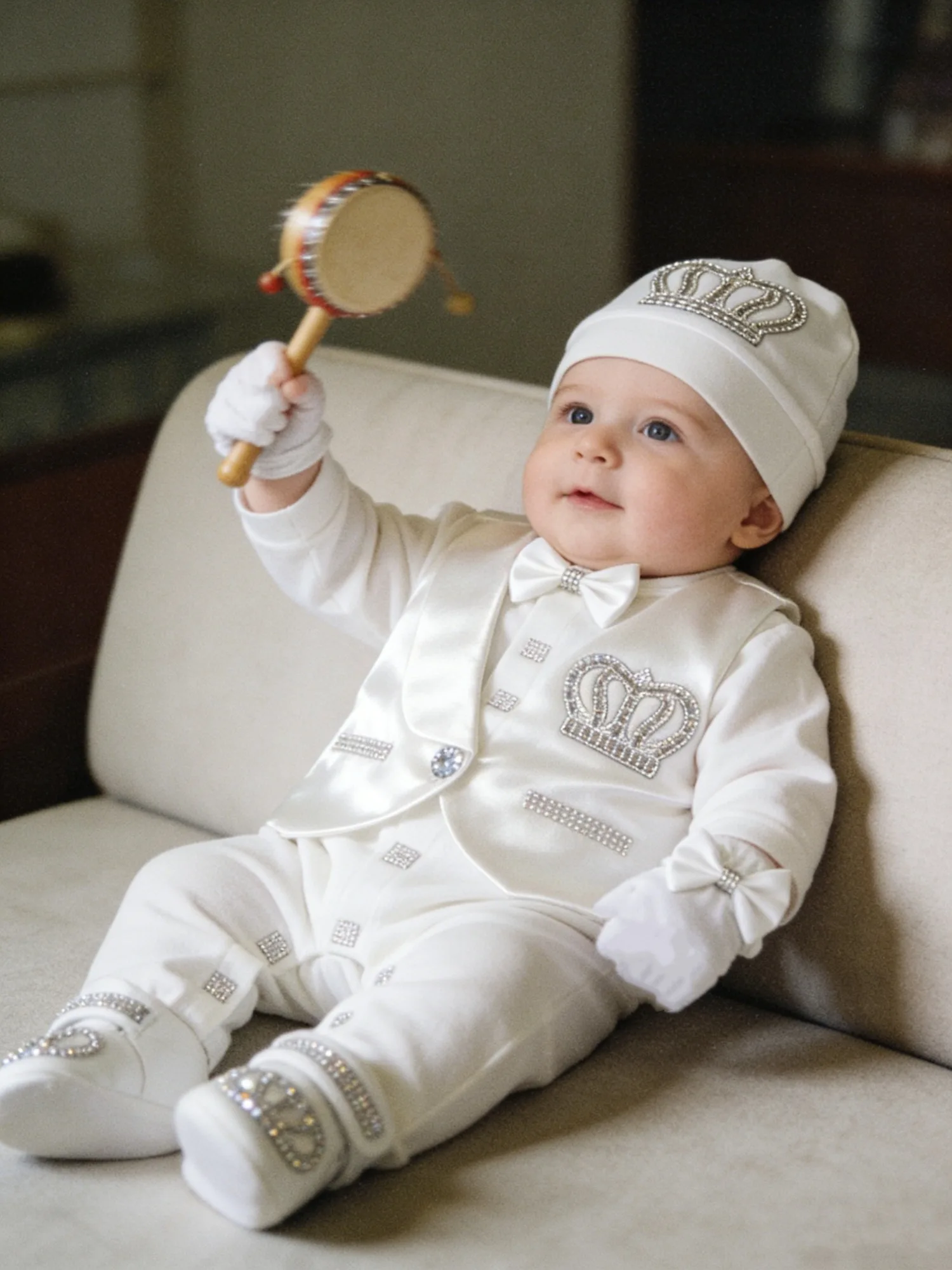 Baby Boy White Silver Vest Tuxedo Set - Onesie Hat Shoes with Rhinestone Decor
Baby Boy White Silver Vest Tuxedo Set - Onesie Hat Shoes with Rhinestone Decor