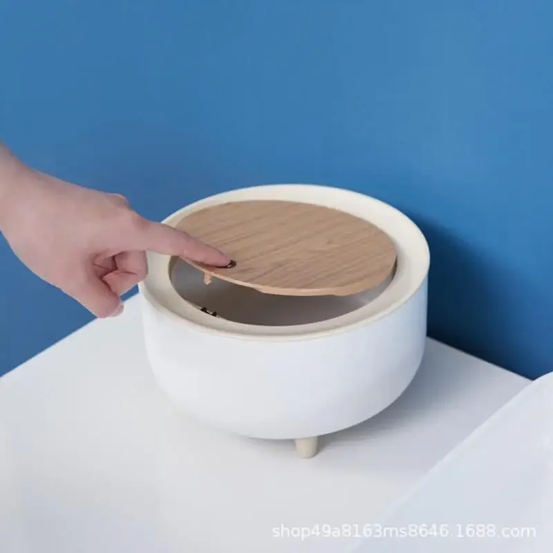 Desktop trash can High foot press type Small with lid Advanced modern simple light luxury Living room Bathroom Household
Desktop trash can High foot press type Small with lid Advanced modern simple light luxury Living room Bathroom Household