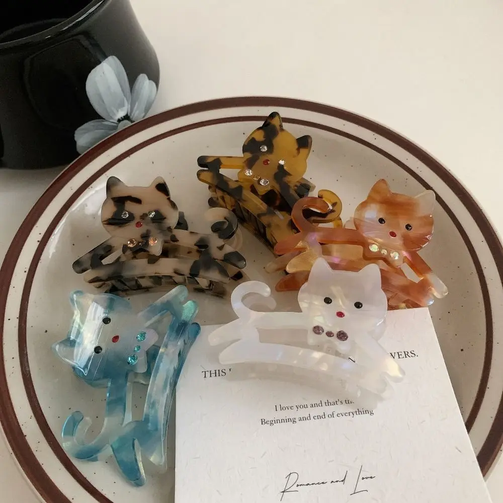 Creative Acetic Acid Acetate Cat Hair Claw Cartoon Headdress Rhinestone Hair Clip Y2k Hollow Shark Clip Girl
Creative Acetic Acid Acetate Cat Hair Claw Cartoon Headdress Rhinestone Hair Clip Y2k Hollow Shark Clip Girl