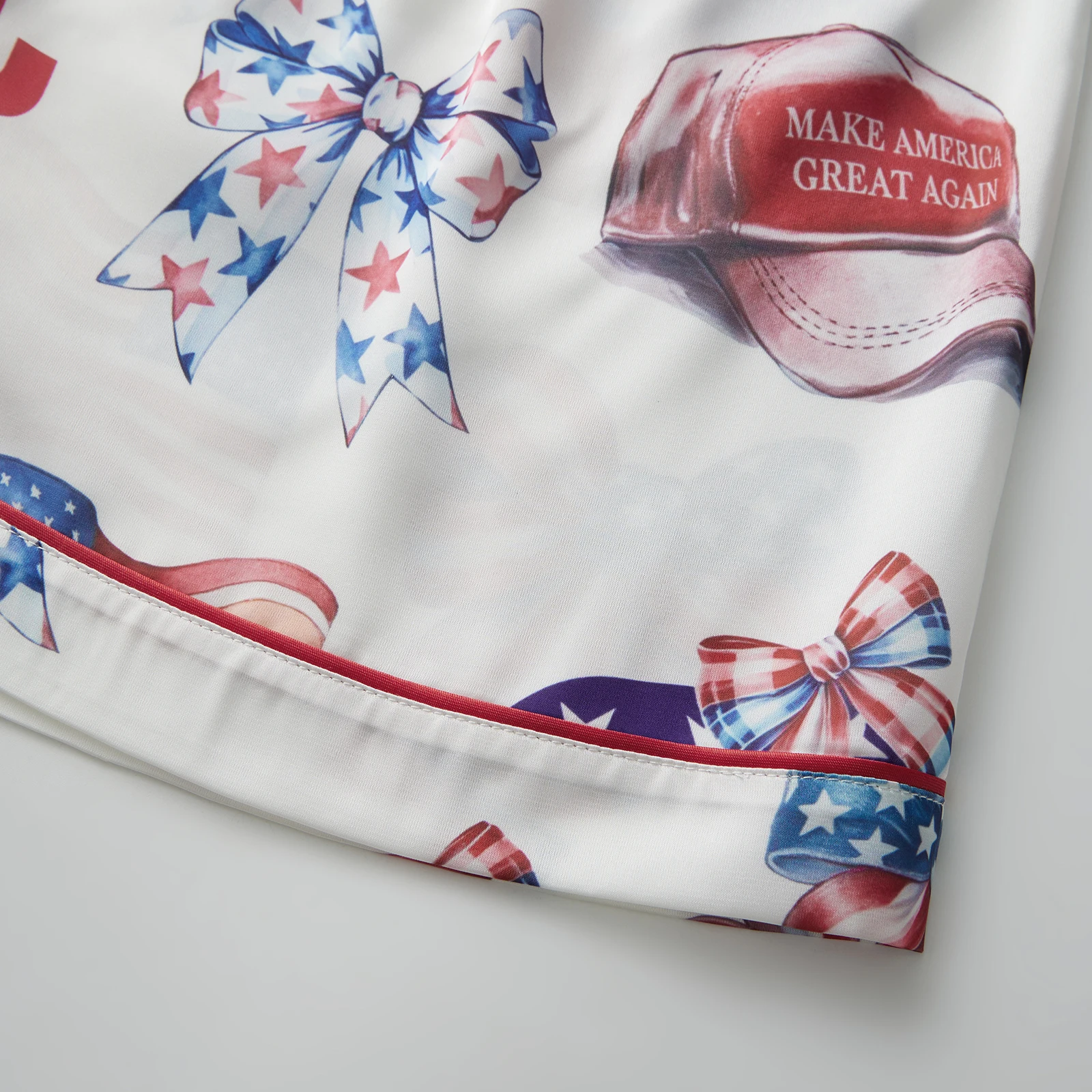 Women s American Flag Print Short Sleeve Lapel Lounge Set with Patriotic Elements Shirt and Shorts Sleepwear Sets
Women s American Flag Print Short Sleeve Lapel Lounge Set with Patriotic Elements Shirt and Shorts Sleepwear Sets