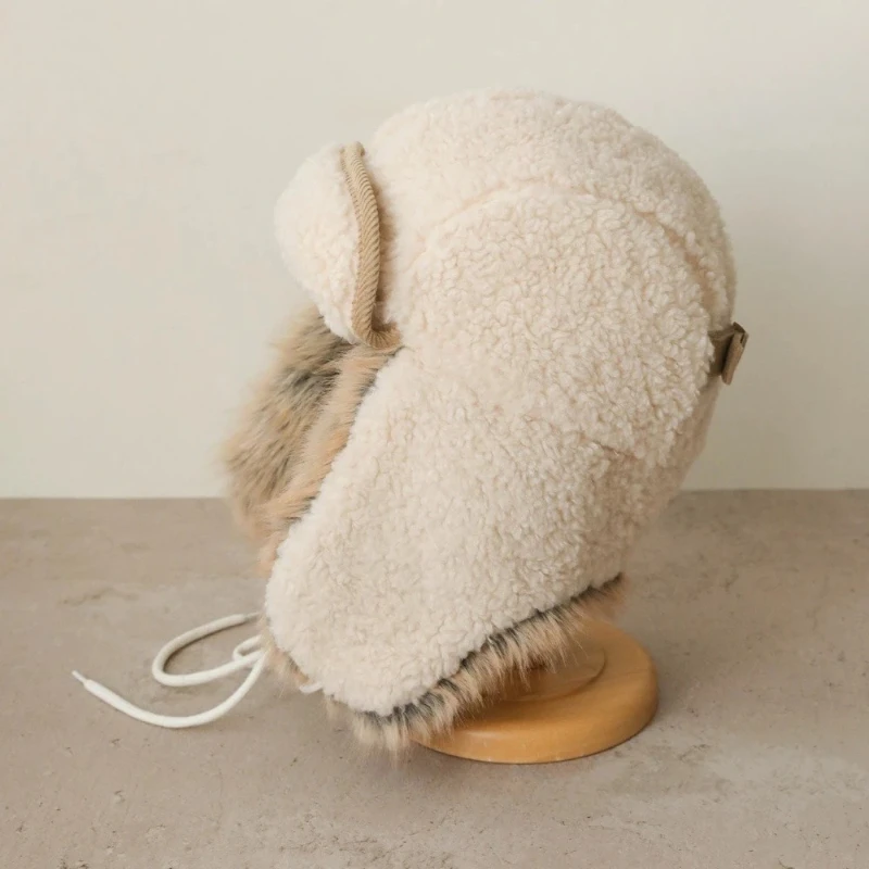 Корейская зимняя теплая флисовая утолщенная однотонная универсальная защита ушей Lei Feng Hat, уличные мужские и женские шапки-бомберы для верховой езды
Корейская зимняя теплая флисовая утолщенная однотонная универсальная защита ушей Lei Feng Hat, уличные мужские и женские шапки-бомберы для верховой езды