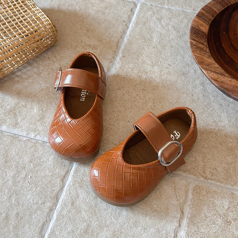 Retro Girls Woven Mary Jane Shoes Toddler Classic Children Outdoor Leather Shoes Fashion Simple Causal Kids School Flat Shoes
Retro Girls Woven Mary Jane Shoes Toddler Classic Children Outdoor Leather Shoes Fashion Simple Causal Kids School Flat Shoes