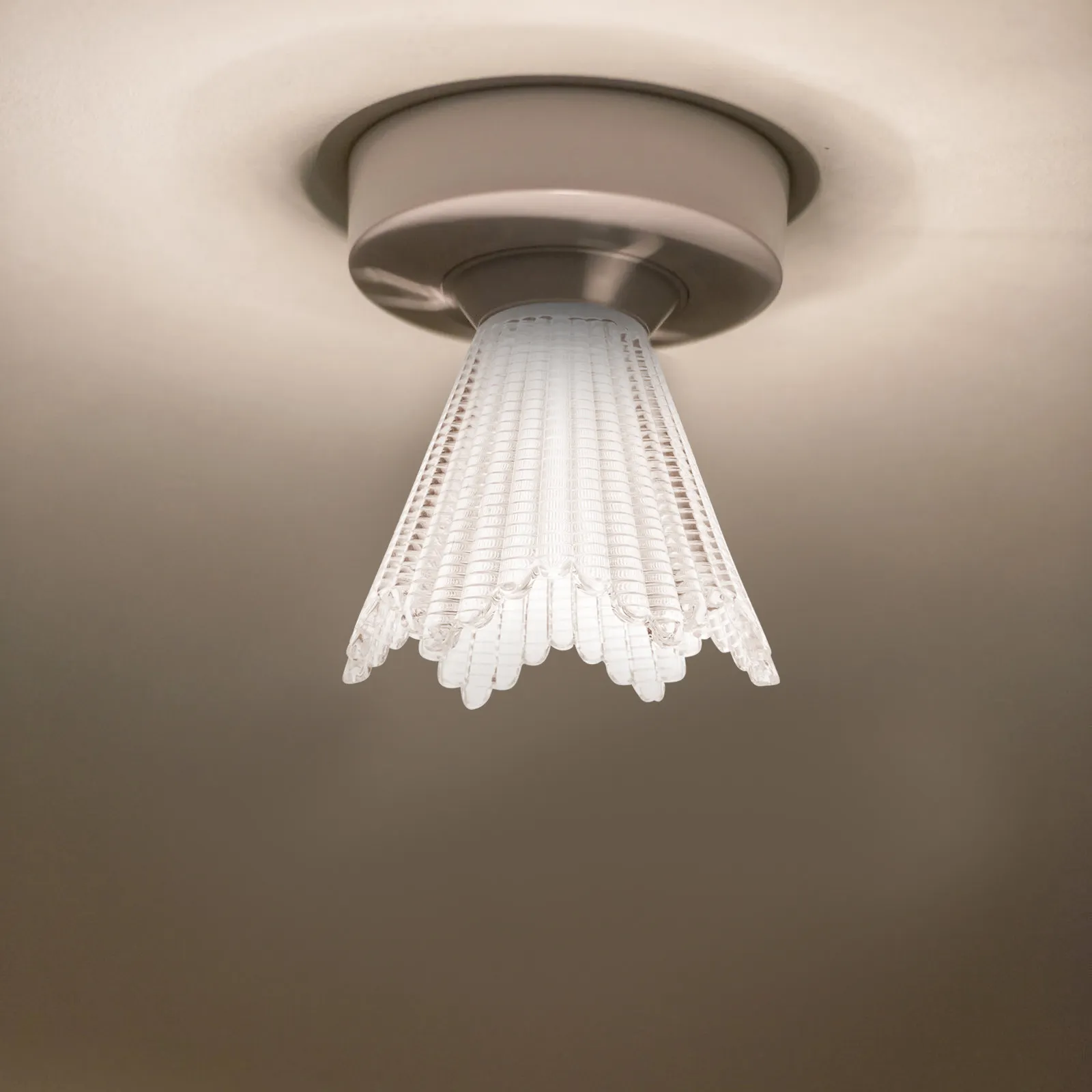 Glass Wall Lampshade Transparent Design Easy Install for Bedroom Living Room Decorative Light Cover Replacement
Glass Wall Lampshade Transparent Design Easy Install for Bedroom Living Room Decorative Light Cover Replacement