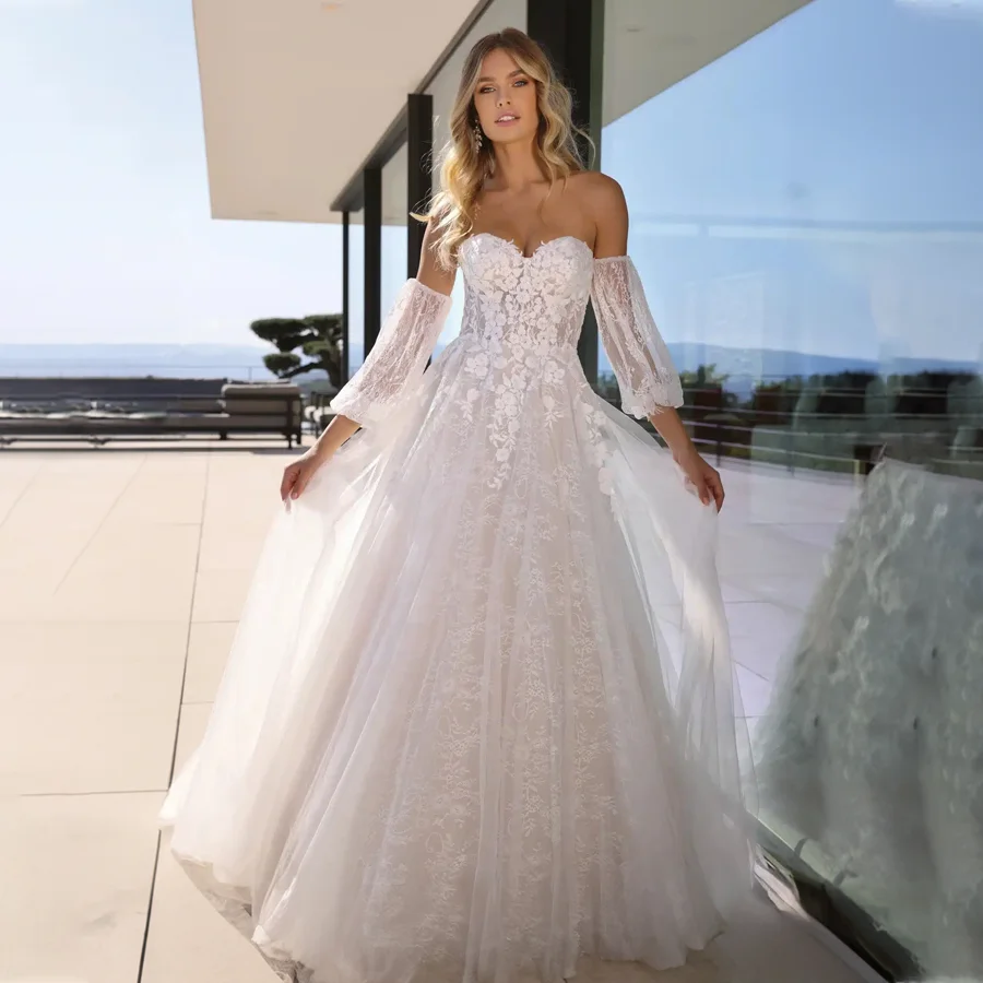 Customized Exquisite Lace Illusion Wedding Dress Removable Sleeves Romantic Applique Tulle Bridal Gown Sweetheart Neckline
Customized Exquisite Lace Illusion Wedding Dress Removable Sleeves Romantic Applique Tulle Bridal Gown Sweetheart Neckline