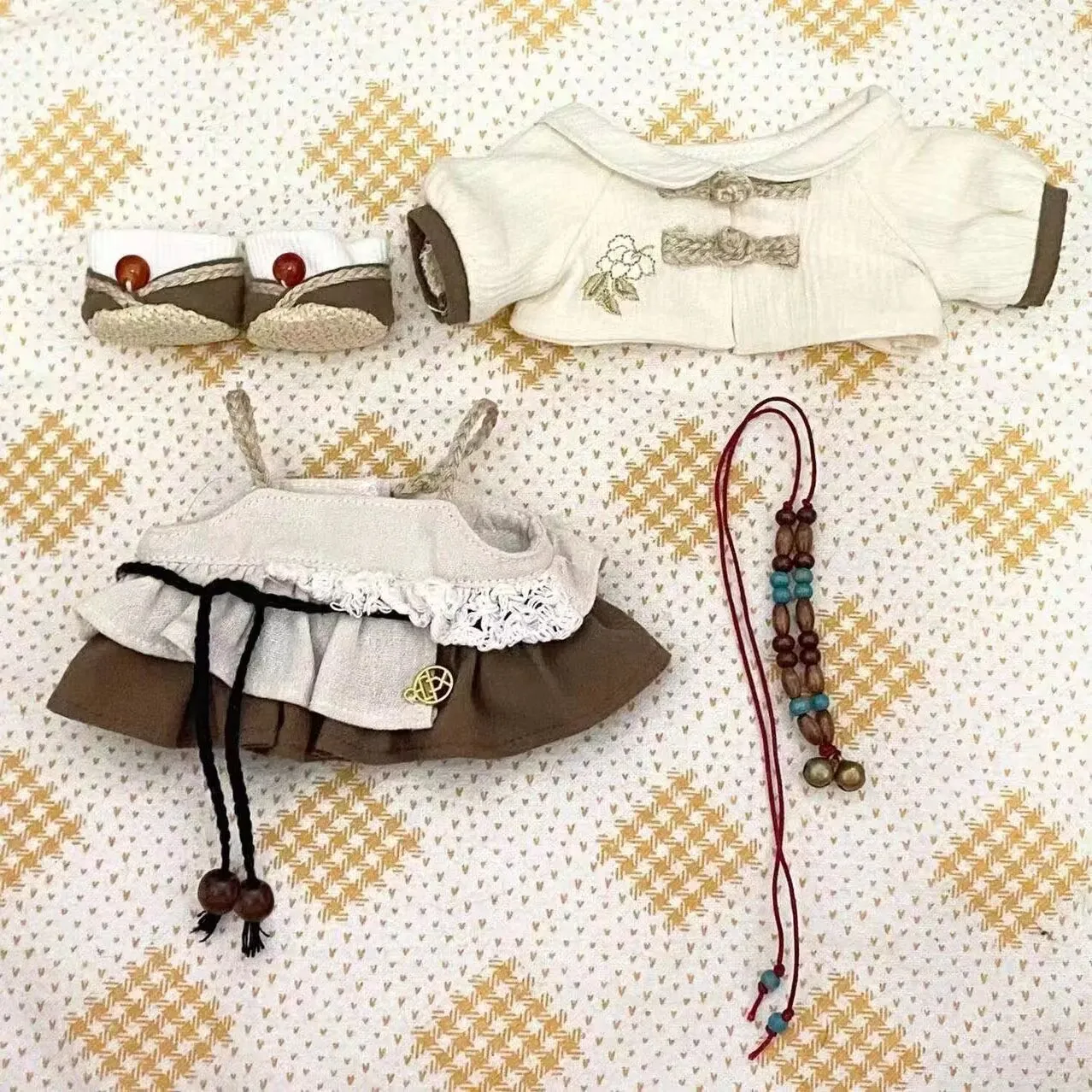 20cm cotton doll clothing, ancient-style doll clothing set, replacement set, 'Hanfu Chinese Style', no attributes
20cm cotton doll clothing, ancient-style doll clothing set, replacement set, 'Hanfu Chinese Style', no attributes