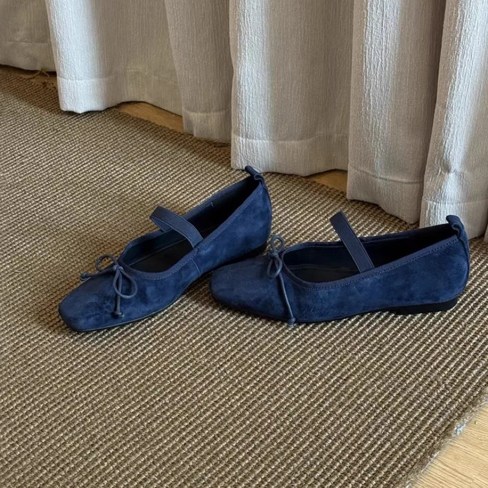 Sheepskin Leather Ballet Flats Shoes Woman Sweet Bow Suede Ballet Shoes Women's Summer Commuter Flat Mary Jane Shoes Blue
Sheepskin Leather Ballet Flats Shoes Woman Sweet Bow Suede Ballet Shoes Women's Summer Commuter Flat Mary Jane Shoes Blue