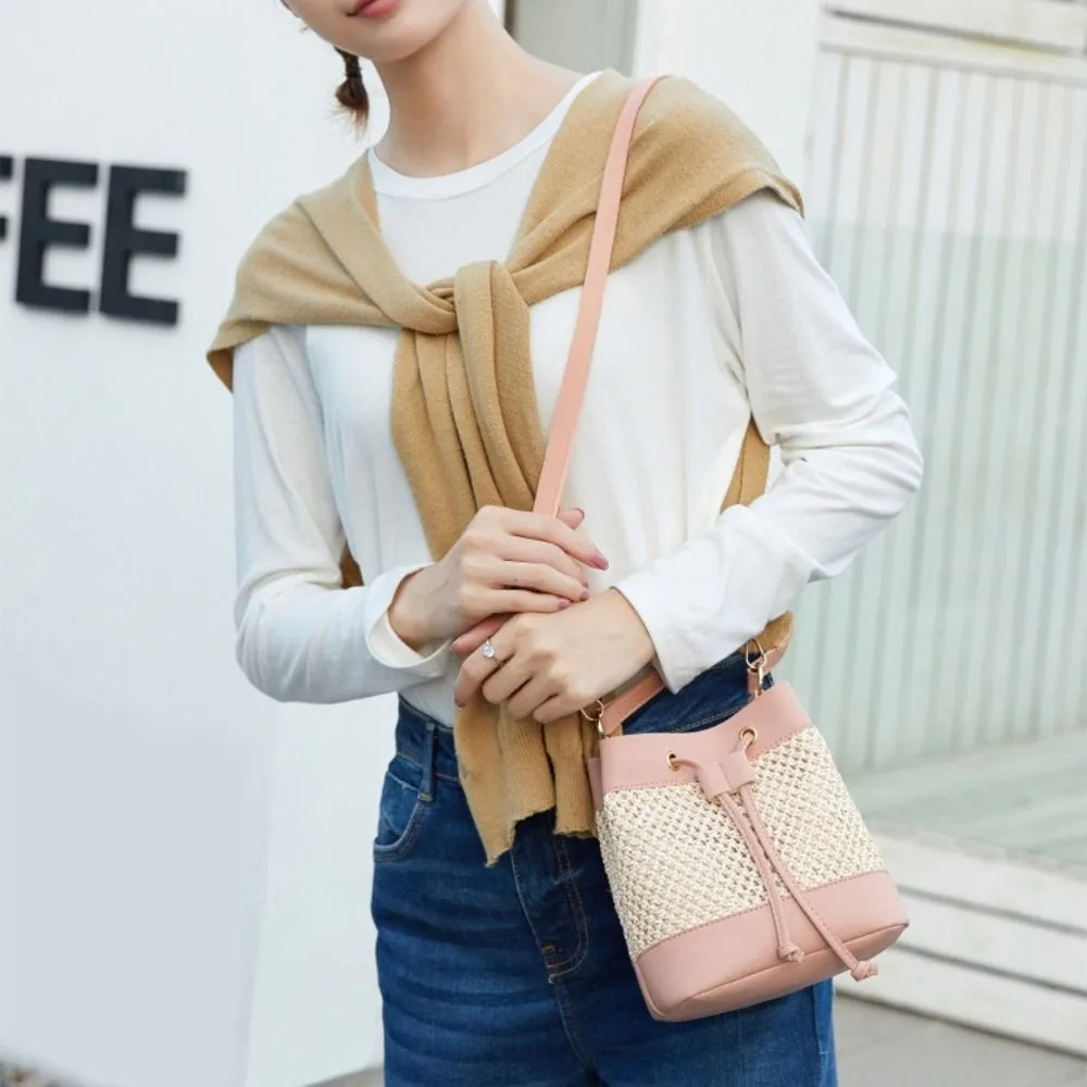 Повседневная плетеная сумка-ведро через плечо с карманами, на шнурке, большая вместительная пляжная сумка для ежедневного использования
Повседневная плетеная сумка-ведро через плечо с карманами, на шнурке, большая вместительная пляжная сумка для ежедневного использования