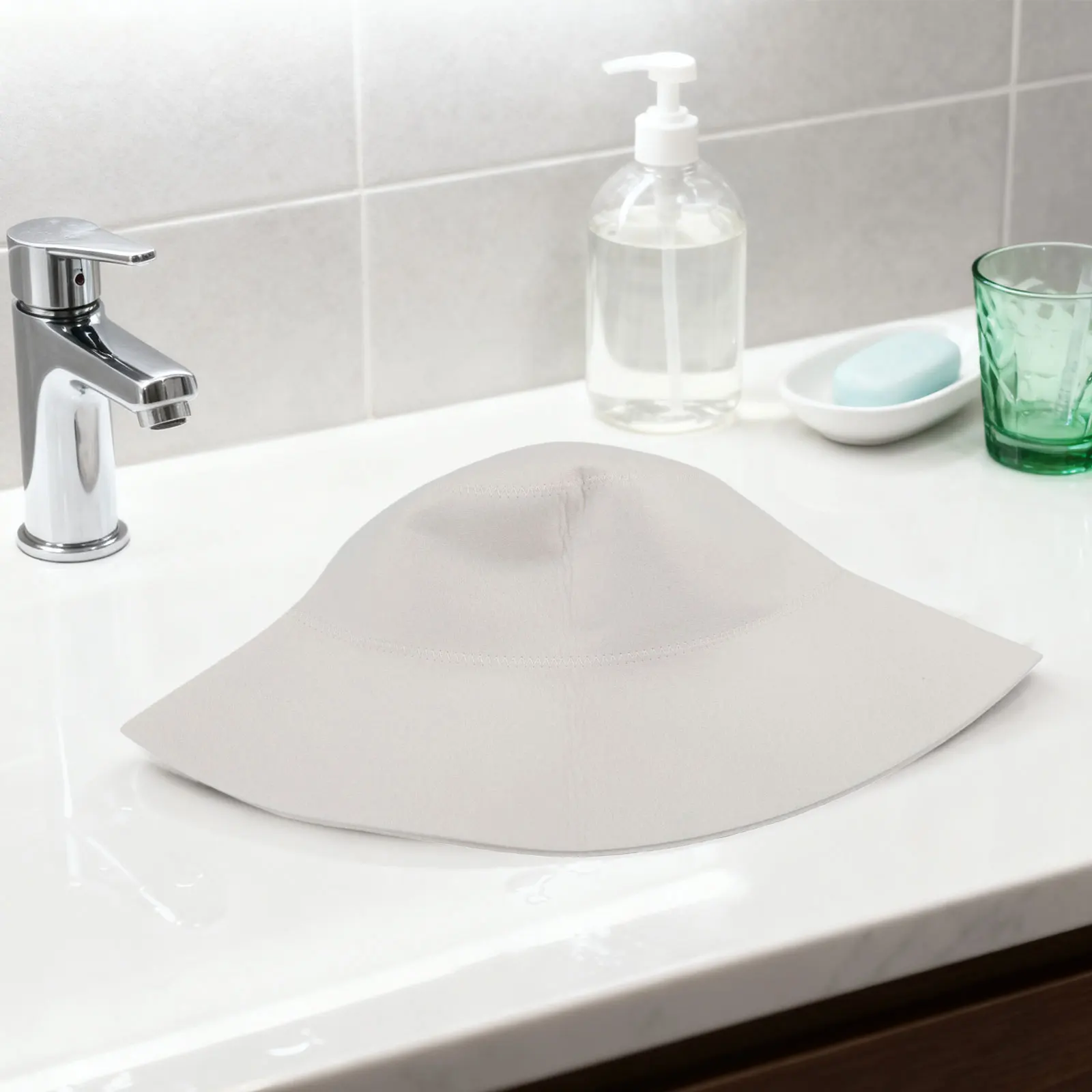 Gray/White Sauna Hat Thicken Wool Felt Shower Cap Head Protection Bath Anti Heat Sauna Hat Hair Turban Bathroom Accessories
Gray/White Sauna Hat Thicken Wool Felt Shower Cap Head Protection Bath Anti Heat Sauna Hat Hair Turban Bathroom Accessories