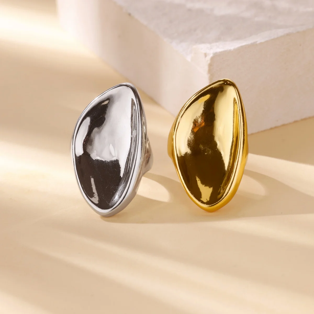 Exaggerated Irregular Geometric Rings for women Gold Color Stainless Steel Wedding Party Rings Classic Couple Finger Jewelry
Exaggerated Irregular Geometric Rings for women Gold Color Stainless Steel Wedding Party Rings Classic Couple Finger Jewelry