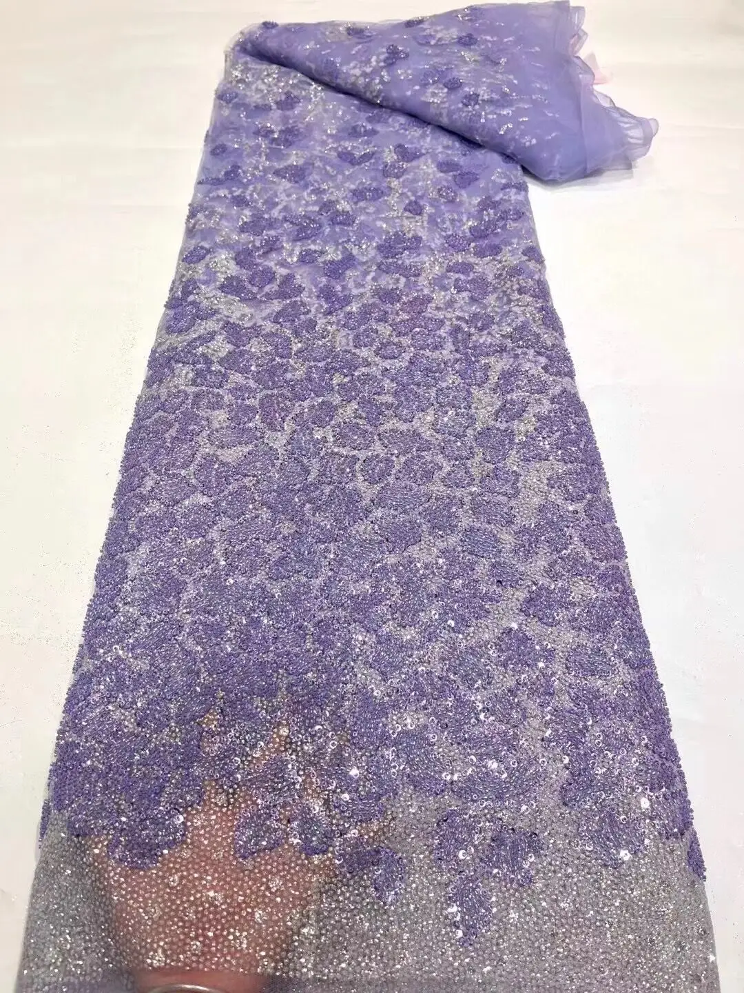 African Sequins beads Lace Fabric Nigerian Wedding Lace Fabrics S-1228825 High Quality Lace French Lace Fabric For Dress
African Sequins beads Lace Fabric Nigerian Wedding Lace Fabrics S-1228825 High Quality Lace French Lace Fabric For Dress