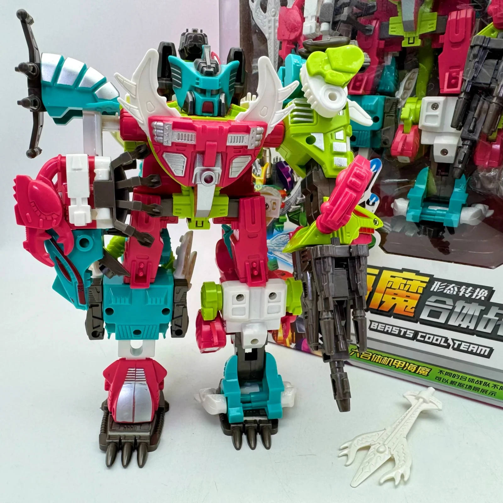Фигурки 6 в 1, трансформация Ko Predaking Piranacon, Crazy Beast, подходят для клана, шестигранник, механический робот, меняющий форму, игрушки, подарки
Фигурки 6 в 1, трансформация Ko Predaking Piranacon, Crazy Beast, подходят для клана, шестигранник, механический робот, меняющий форму, игрушки, подарки