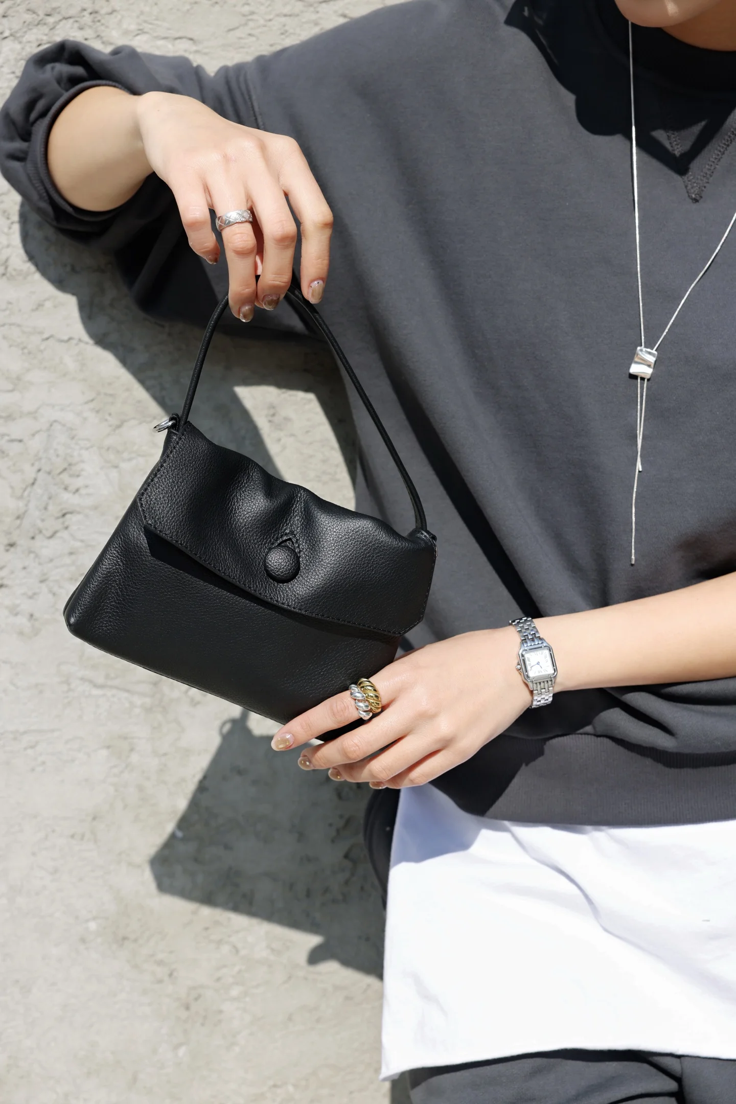 2026 New Model Tr First-Layer Calfskin Mini Envelope Phone Bag Genuine Leather Handbag
2026 New Model Tr First-Layer Calfskin Mini Envelope Phone Bag Genuine Leather Handbag