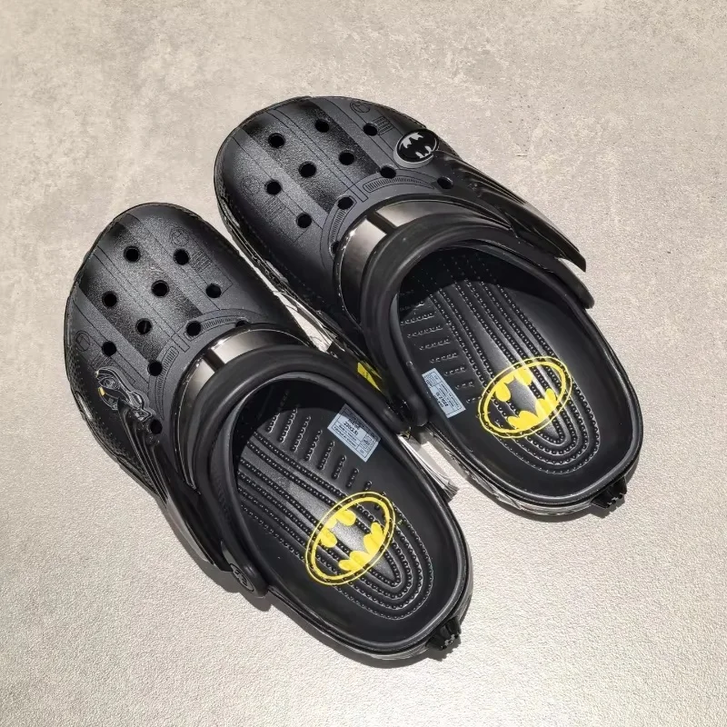 New Beast Kingdom Batman Peripheral Movies Creative Personality Cartoon Summer Wearable Non-slip Light Slippers Holiday Gifts
New Beast Kingdom Batman Peripheral Movies Creative Personality Cartoon Summer Wearable Non-slip Light Slippers Holiday Gifts