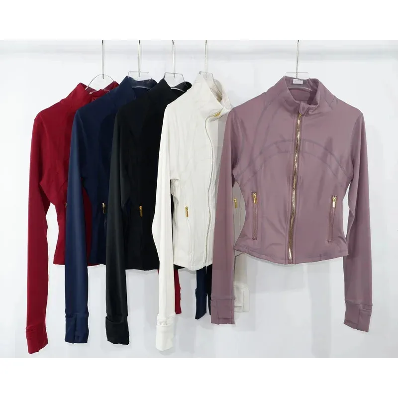 2025 New Women's Yoga Stand Collar Cropped Jacket | Gold Zipper Cardigan with Thumb Holes, Quick-Dry High Elasticity for Run
2025 New Women's Yoga Stand Collar Cropped Jacket | Gold Zipper Cardigan with Thumb Holes, Quick-Dry High Elasticity for Run