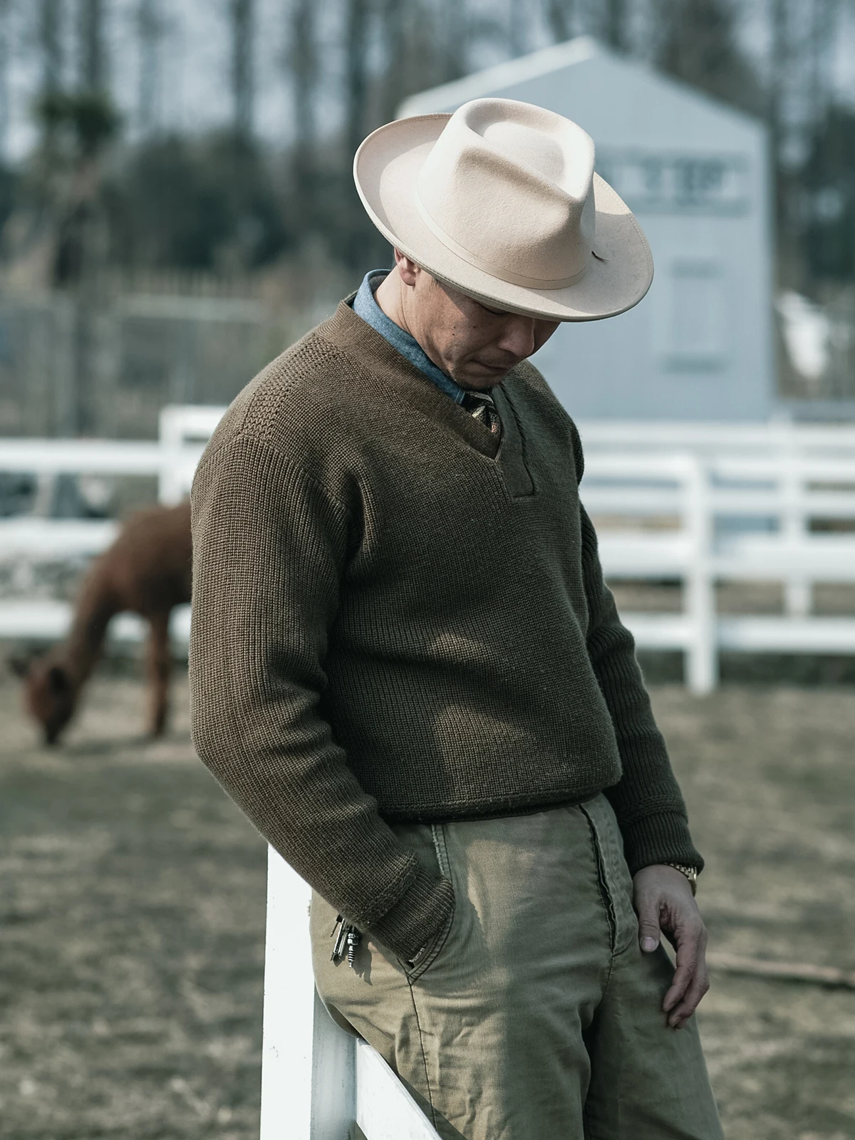 Красный Bronson Thiened Heavyweight V-Ne трикотаж из смеси шерсти мужской пуловер повседневный весенне-осенний молодежный модный прямой крой
Красный Bronson Thiened Heavyweight V-Ne трикотаж из смеси шерсти мужской пуловер повседневный весенне-осенний молодежный модный прямой крой