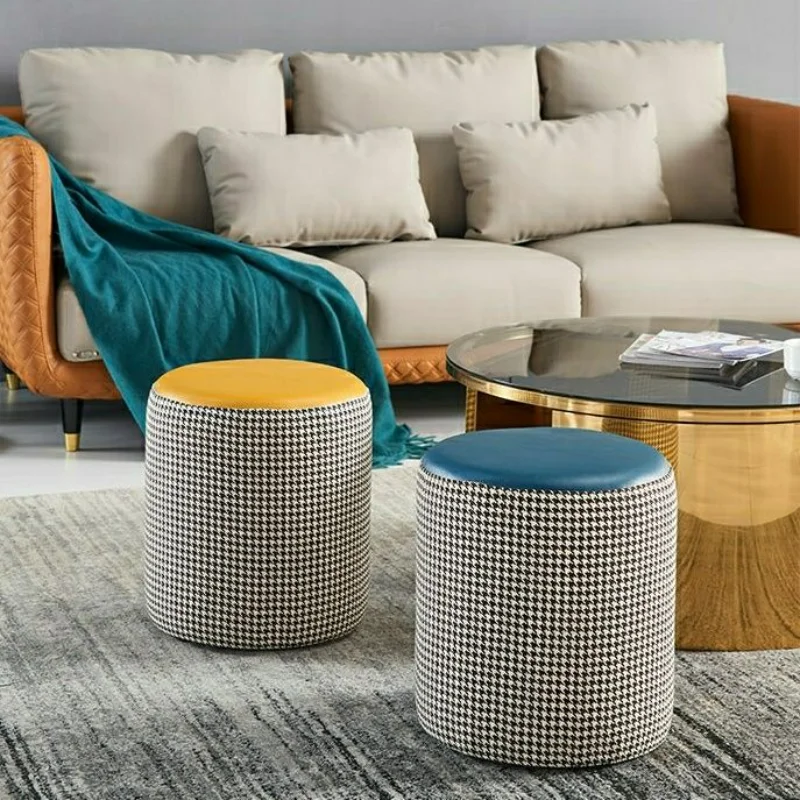 Nordic Ottoman Cute Vanity Stool for Bedroom Small Round Stool Sofa Coffee Table Side Stools Minimalist Shoe Changing Footstool
Nordic Ottoman Cute Vanity Stool for Bedroom Small Round Stool Sofa Coffee Table Side Stools Minimalist Shoe Changing Footstool