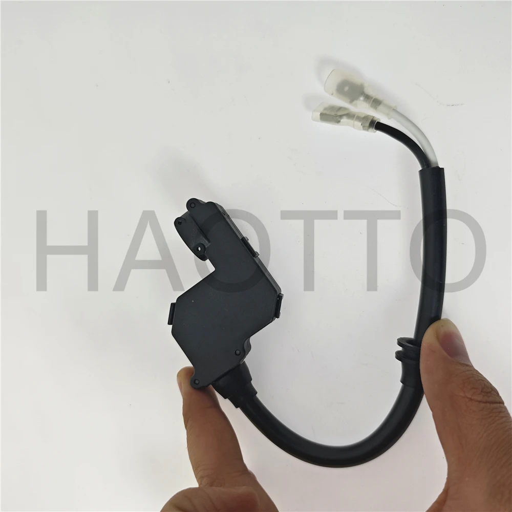 Для Lvba LT-210G автомобильная стиральная машина, коробка переключателя головки насоса 212G, автоматическая чистящая машина, верхний стержень в сборе, микропереключатель
Для Lvba LT-210G автомобильная стиральная машина, коробка переключателя головки насоса 212G, автоматическая чистящая машина, верхний стержень в сборе, микропереключатель