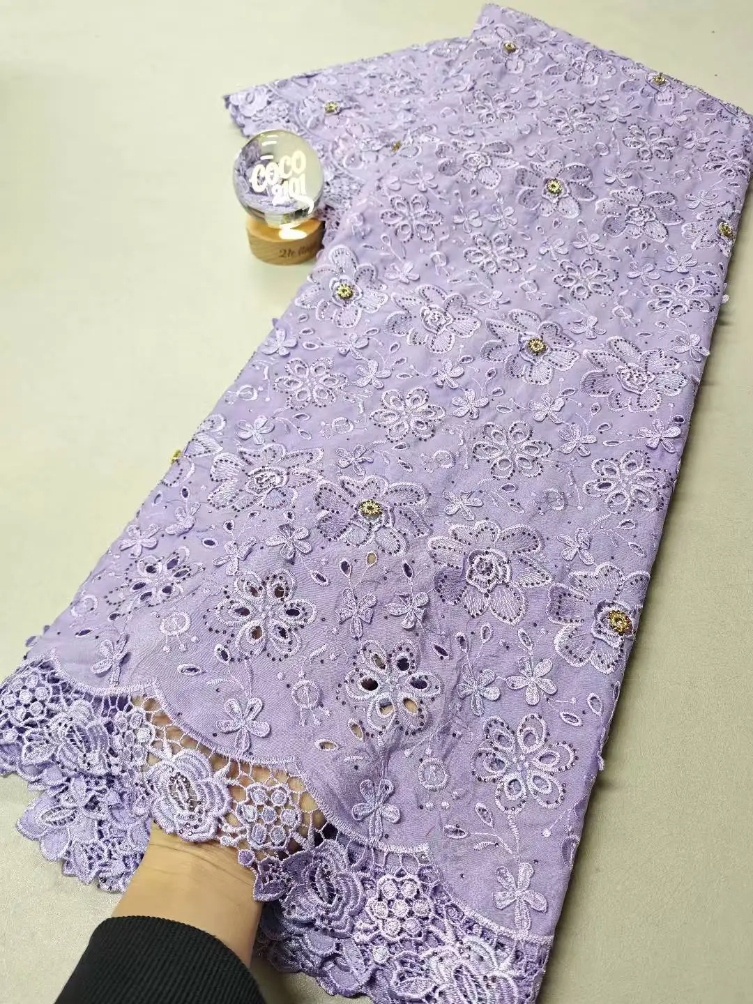 2025 Африканские нигерийские блестки для свадебного платья, шифоновый тюль, кружевная ткань, высокое качество, вечерние гипюры, шитье, хлопок, 5 ярдов, XL159
2025 Африканские нигерийские блестки для свадебного платья, шифоновый тюль, кружевная ткань, высокое качество, вечерние гипюры, шитье, хлопок, 5 ярдов, XL159