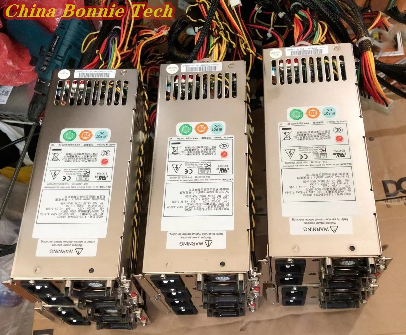 R1S2-5300V4V для источника питания промышленного оборудования Zippy P1S-2300V-R 300 Вт, одна рама + две резервные источники питания
R1S2-5300V4V для источника питания промышленного оборудования Zippy P1S-2300V-R 300 Вт, одна рама + две резервные источники питания