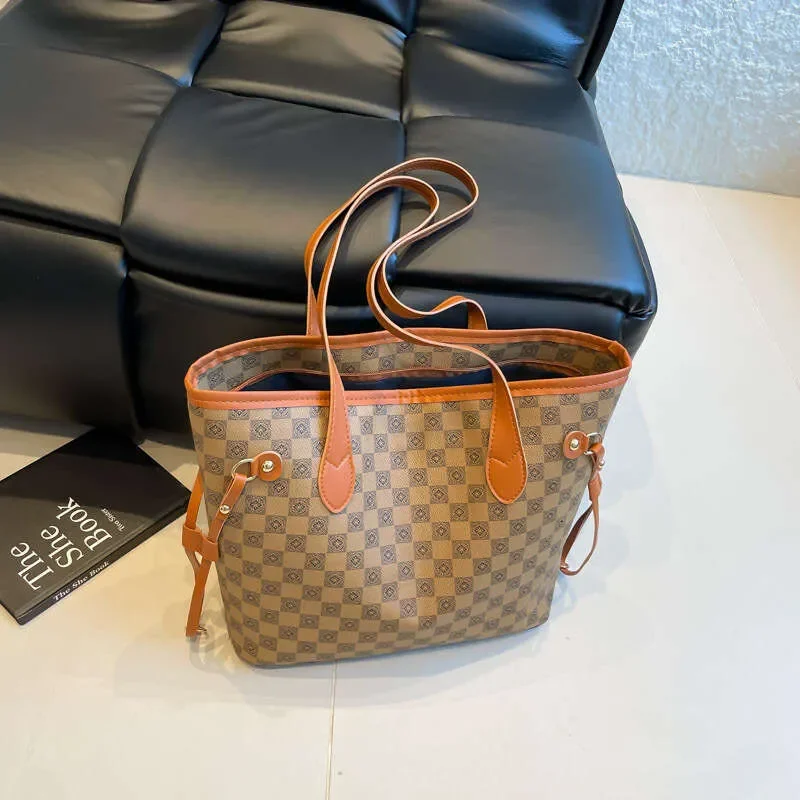 Designer brand bags High-Value Casual Retro Tote 2026 New Women's Large Capacity Printed Shoulder Bag Ladies Handbag designer ba
Designer brand bags High-Value Casual Retro Tote 2026 New Women's Large Capacity Printed Shoulder Bag Ladies Handbag designer ba