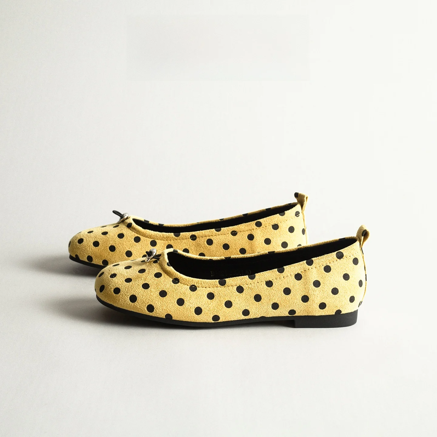 Polka Dot Flat Bottom Mary Jane Shoes Women's Spring Versatile Retro round Head Slip on Casual Ballet Style Footwear
Polka Dot Flat Bottom Mary Jane Shoes Women's Spring Versatile Retro round Head Slip on Casual Ballet Style Footwear