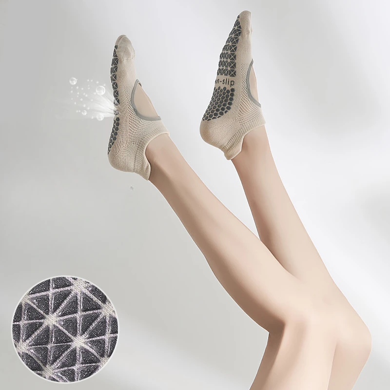 Backless Breathable Yoga Socks Women Silicone Anti-slip Floor Pilates Socks Professional Gym Fitness Cotton Dance Sports Socks
Backless Breathable Yoga Socks Women Silicone Anti-slip Floor Pilates Socks Professional Gym Fitness Cotton Dance Sports Socks