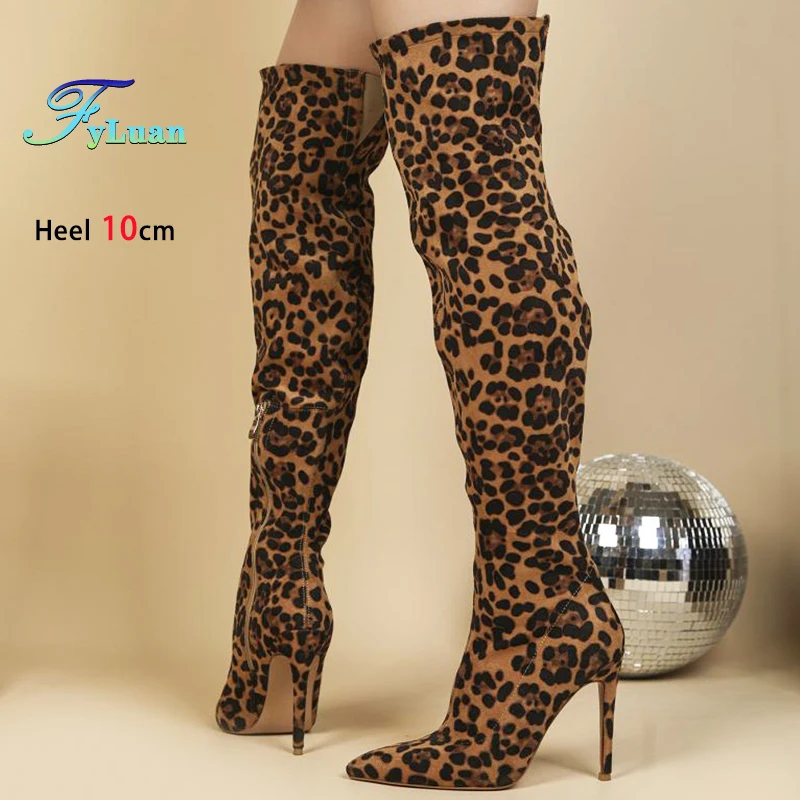 2025 Новые женские сапоги выше колена, пикантная женская обувь для вечеринок, туфли на шпильке с острым носком 10 см, женские длинные ботинки с леопардовым принтом
2025 Новые женские сапоги выше колена, пикантная женская обувь для вечеринок, туфли на шпильке с острым носком 10 см, женские длинные ботинки с леопардовым принтом