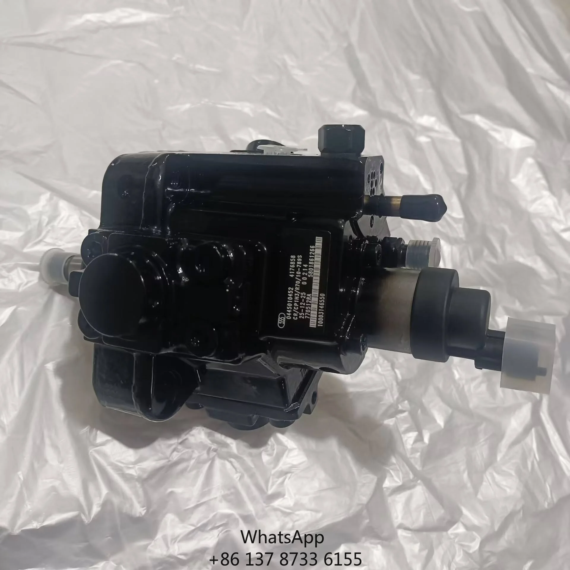 Diesel Engine Fuel Injection Pump CP1 Pump 0445010452 5801795279 5801861266 For CR/CP1H3/R70/10-89S For Iveco
Diesel Engine Fuel Injection Pump CP1 Pump 0445010452 5801795279 5801861266 For CR/CP1H3/R70/10-89S For Iveco