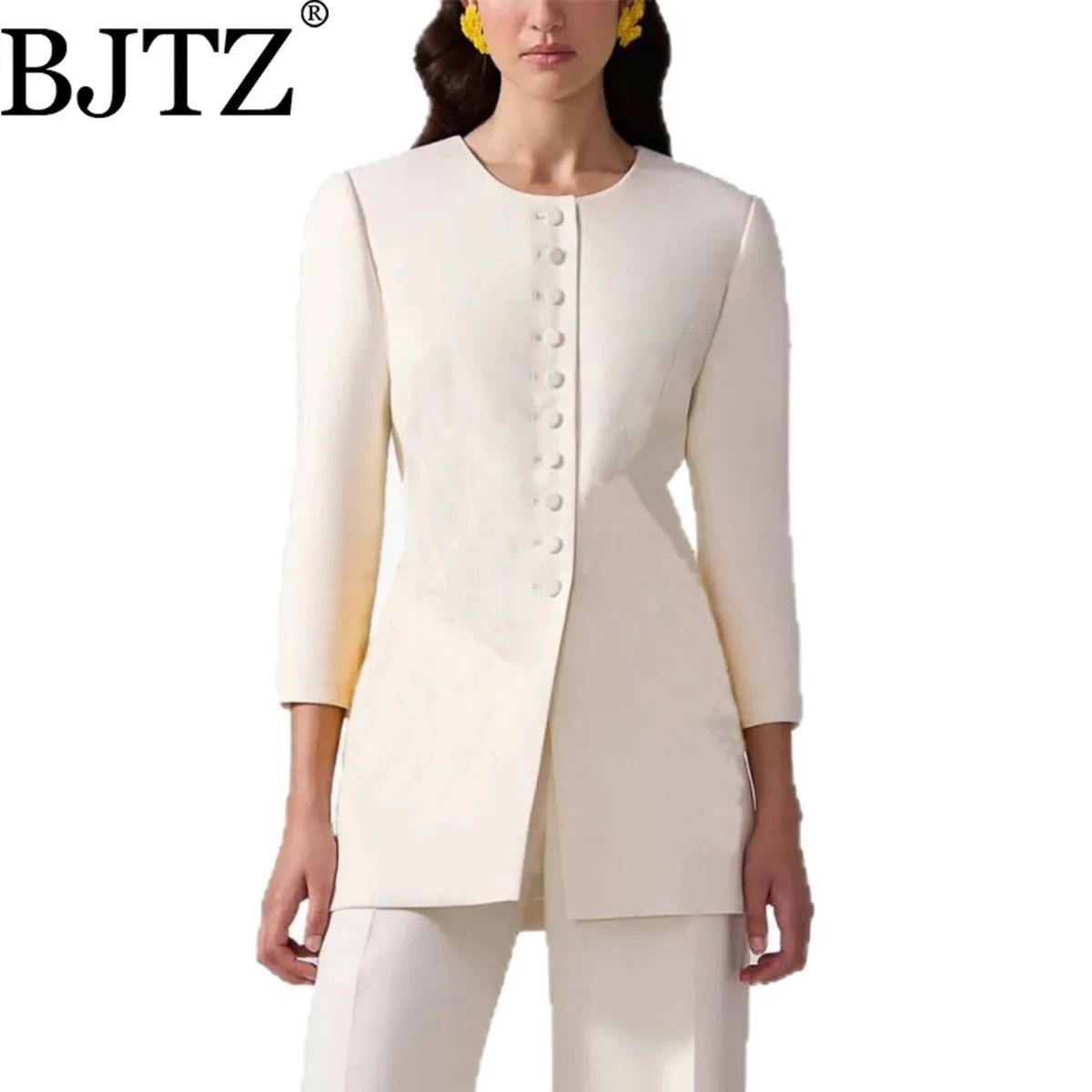 BJTZ New Minimalist Style Elegant Suit 2025 Autumn New Fashion Versatile Solid Color O-Neck Single Breasted Waist-Cinching
BJTZ New Minimalist Style Elegant Suit 2025 Autumn New Fashion Versatile Solid Color O-Neck Single Breasted Waist-Cinching