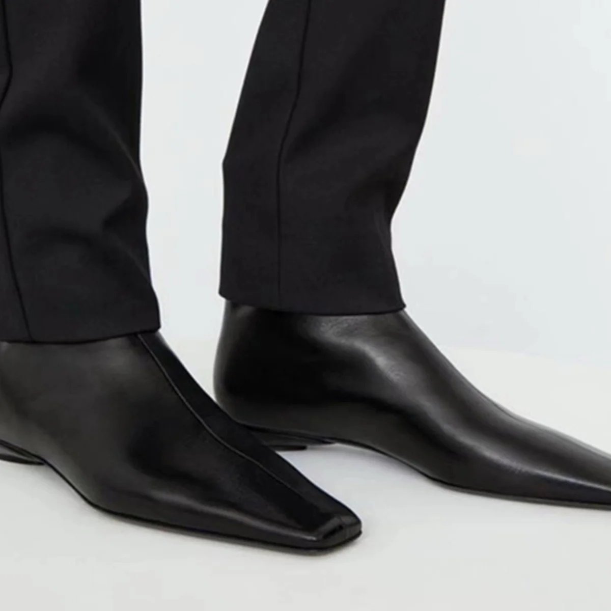 Maxdutti/модные женские ботильоны на плоской подошве в британском стиле, мягкие и удобные осенне-зимние ботинки из натуральной кожи, женская обувь
Maxdutti/модные женские ботильоны на плоской подошве в британском стиле, мягкие и удобные осенне-зимние ботинки из натуральной кожи, женская обувь