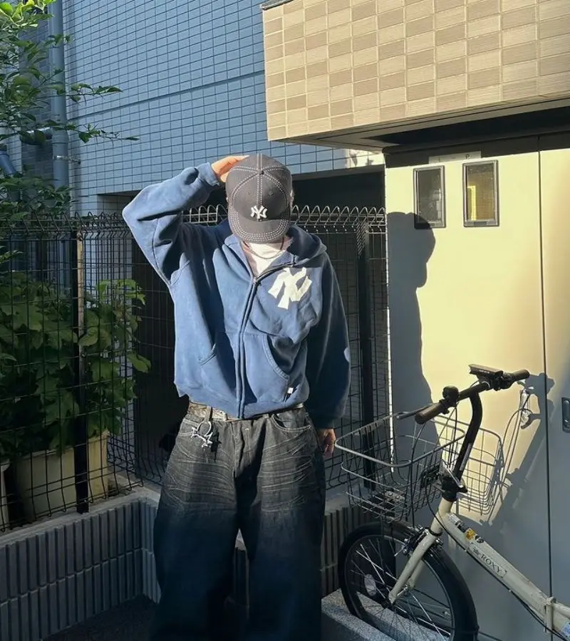 Толстовка Harajuku NY на молнии, новинка 2024, Уличная Повседневная Свободная Толстовка Y2k для мужчин и женщин, зимняя одежда, Женская Аниме Толстовка
Толстовка Harajuku NY на молнии, новинка 2024, Уличная Повседневная Свободная Толстовка Y2k для мужчин и женщин, зимняя одежда, Женская Аниме Толстовка