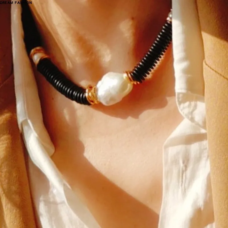 Vintage Luxy Freshwater Baroque Pearl Natural Coconut Stone Necklace Runway Party T Show Fancy Trendy Boho INS Japan Korea
Vintage Luxy Freshwater Baroque Pearl Natural Coconut Stone Necklace Runway Party T Show Fancy Trendy Boho INS Japan Korea