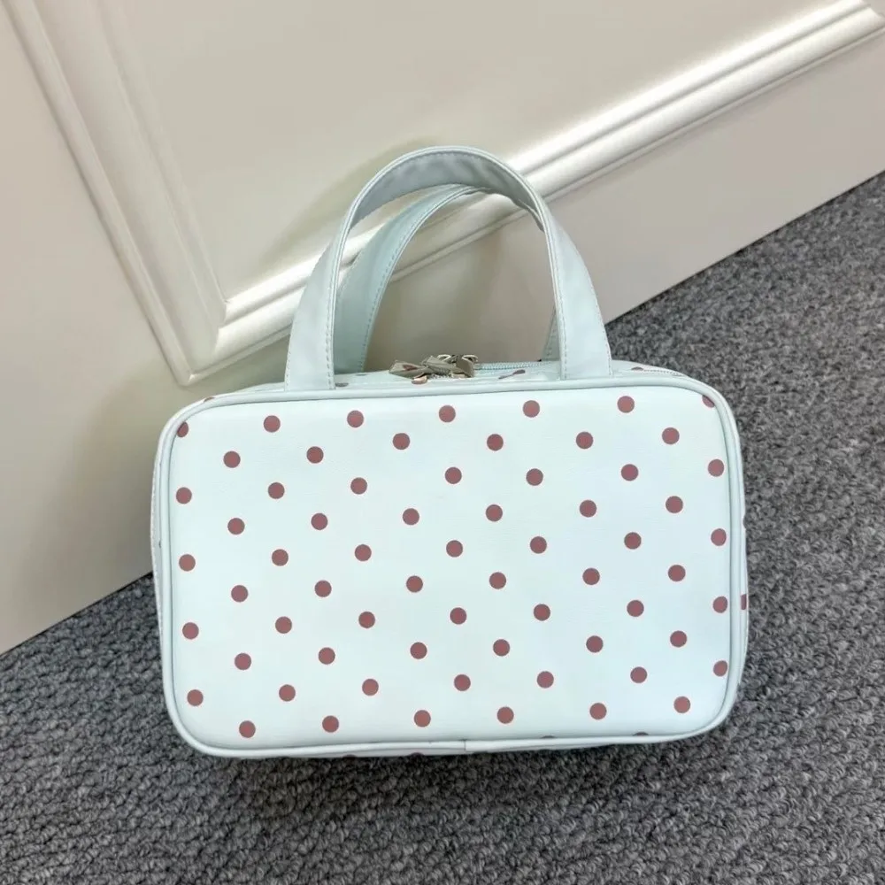Portable Polka Dot Makeup Bag PU Large Capacity Cosmetic Bag with Handle Three Layer Travel Toiletry Bag
Portable Polka Dot Makeup Bag PU Large Capacity Cosmetic Bag with Handle Three Layer Travel Toiletry Bag