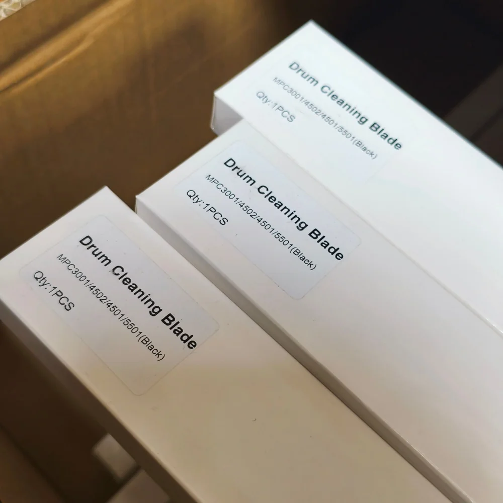 4шт. Новый MP C3002 C3502 C4502 C5502 лезвие для чистки барабана для Ricoh Aficio MPC3002 MPC3502 MPC4502 MPC5502 MPC 3002 3502
4шт. Новый MP C3002 C3502 C4502 C5502 лезвие для чистки барабана для Ricoh Aficio MPC3002 MPC3502 MPC4502 MPC5502 MPC 3002 3502