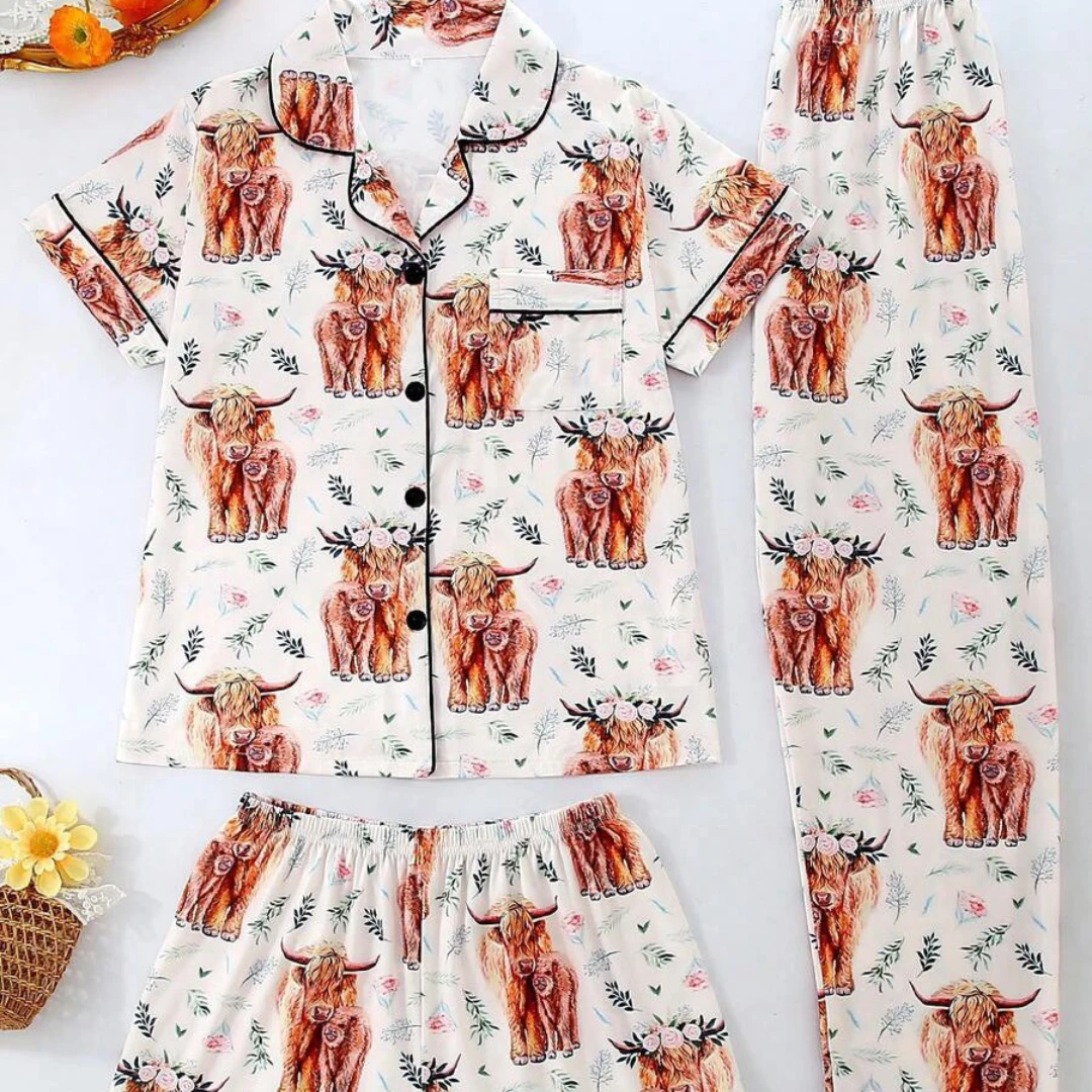 Cute Highland Cattle Pajamas Mom and Baby Cow Print Short Sleeve Short and Long Trousers Loungewear Home Wear
Cute Highland Cattle Pajamas Mom and Baby Cow Print Short Sleeve Short and Long Trousers Loungewear Home Wear