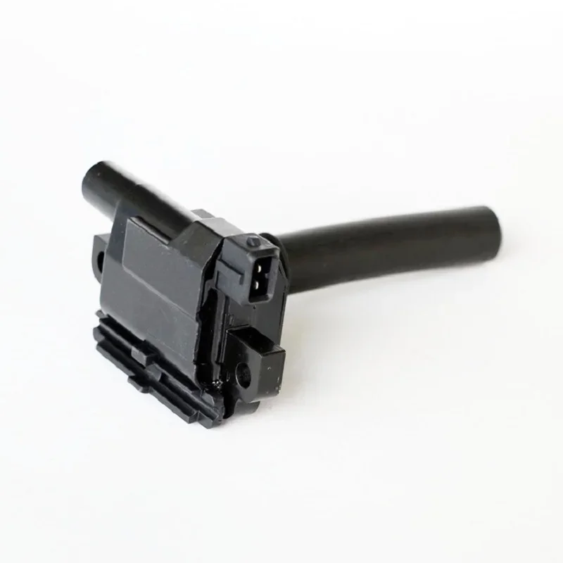 3705010-04 CHANGAN M302-G13/ALSVIN V3 Ignition Coil For 1.3L JL474Q Engine Models
3705010-04 CHANGAN M302-G13/ALSVIN V3 Ignition Coil For 1.3L JL474Q Engine Models