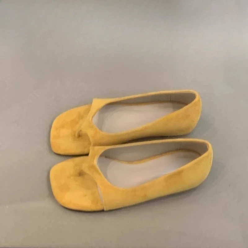 Women's Flat Shoes 2026 Summer New Style Round Head Shallow Mouth Clip Toe Cow Suede Soft Soled Sandals
Women's Flat Shoes 2026 Summer New Style Round Head Shallow Mouth Clip Toe Cow Suede Soft Soled Sandals