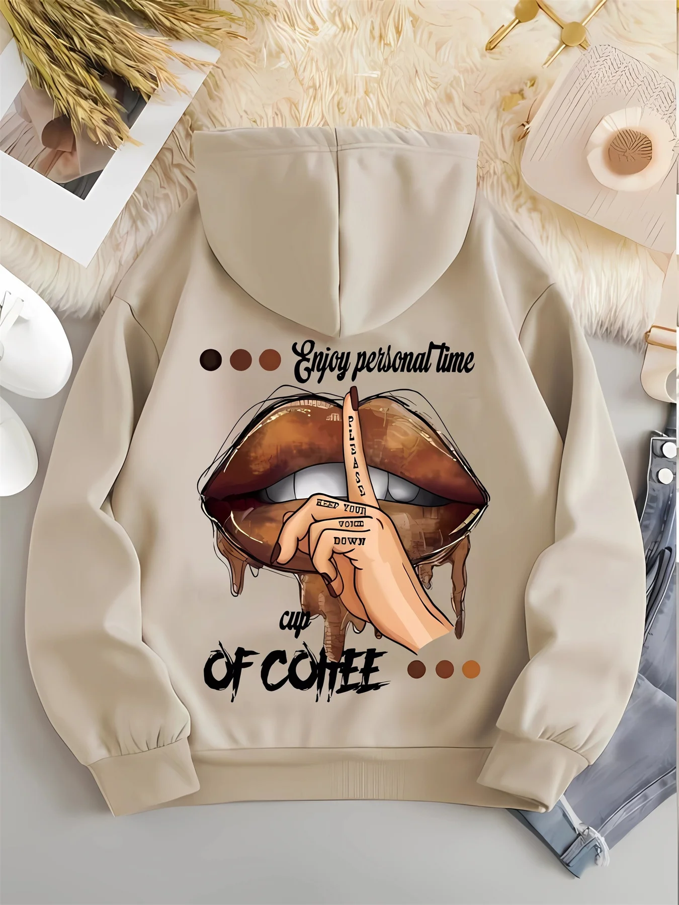 Women's casual fashion hoodie sweatshirt lip print letter print round neck long sleeved autumn and winter warm regular version
Women's casual fashion hoodie sweatshirt lip print letter print round neck long sleeved autumn and winter warm regular version