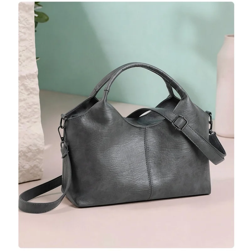 Tote Bag Luxury Large Capacity Women's Single Shoulder Diagonal Crossbody Bags Fashion Simple Female Handbag
Tote Bag Luxury Large Capacity Women's Single Shoulder Diagonal Crossbody Bags Fashion Simple Female Handbag