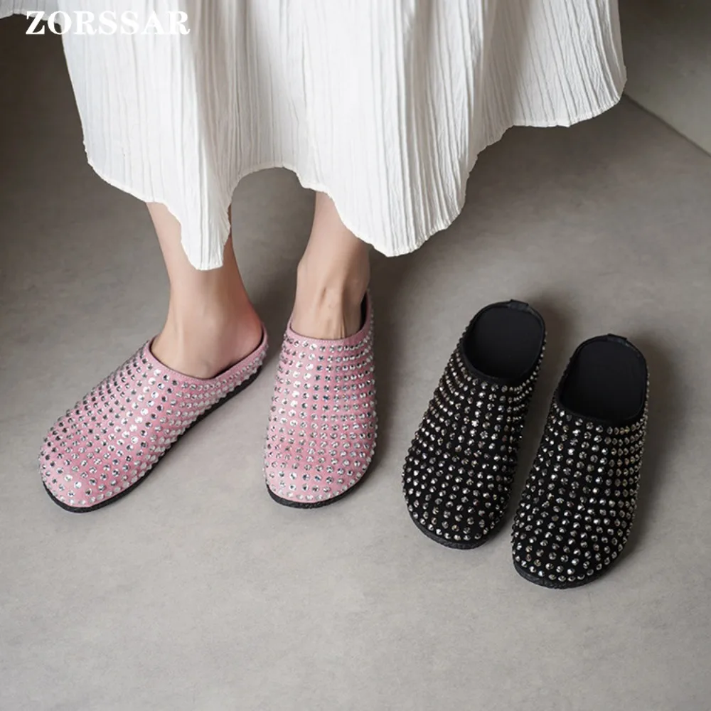 Women Mules 2025 Summer Elegant Crystal Closed Toe Flat Slippers Female Sandals Casual Suede Leather Black Pink Slides
Women Mules 2025 Summer Elegant Crystal Closed Toe Flat Slippers Female Sandals Casual Suede Leather Black Pink Slides