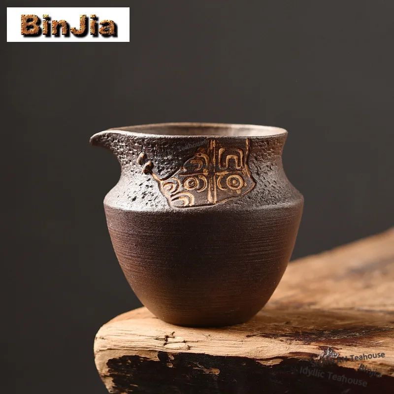 130ml Old Rock Clay Auspicious Clouds Tea Pitcher Pour Tea Cha Hai Dispenser Justice Cup Fair Mug Drinkware Ornaments Supplies
130ml Old Rock Clay Auspicious Clouds Tea Pitcher Pour Tea Cha Hai Dispenser Justice Cup Fair Mug Drinkware Ornaments Supplies