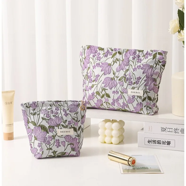 Women's Cosmetic Bag Korean Version Makeup Bag Girls Hand In Hand With A Bag Student Travel Bag Canvas Bag Neceser Maquillage
Women's Cosmetic Bag Korean Version Makeup Bag Girls Hand In Hand With A Bag Student Travel Bag Canvas Bag Neceser Maquillage