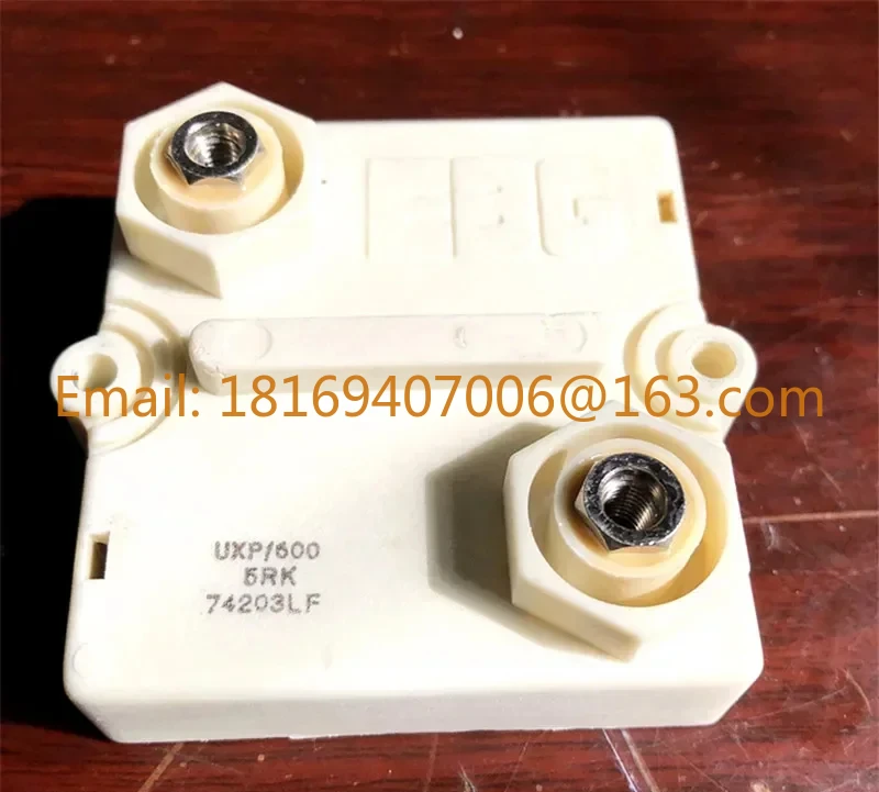 UXP/600 5RK — это инверторный многоприводный резистор защиты баланса RCEC750 A. 436150 3РК
UXP/600 5RK — это инверторный многоприводный резистор защиты баланса RCEC750 A. 436150 3РК