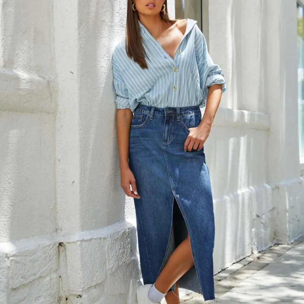 Center Slit Denim Skirt Women's High Waist Denim A-line Skirt with Front Slit Pockets Stylish Streetwear Midi Skirt for Summer
Center Slit Denim Skirt Women's High Waist Denim A-line Skirt with Front Slit Pockets Stylish Streetwear Midi Skirt for Summer