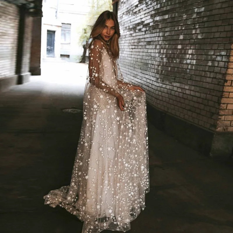 Elegant Tulle A-Line Prom Gown Sparkle Bridesmaid Dress V Neck Cap Sleeve Floor Length Appliques Sequin 2025 Free Customized
Elegant Tulle A-Line Prom Gown Sparkle Bridesmaid Dress V Neck Cap Sleeve Floor Length Appliques Sequin 2025 Free Customized